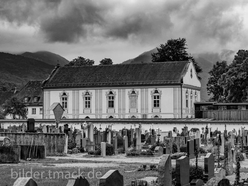 Kapelle und Friedhof